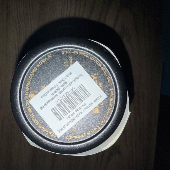 Stanley Chanel Black and Gold Tumbler 40oz - Picture 4 of 4